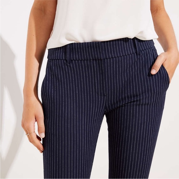 ⚠️LAST CHANCE LOFT Marisa Skinny Ankle Pinstripe Pants - Picture 2 of 3